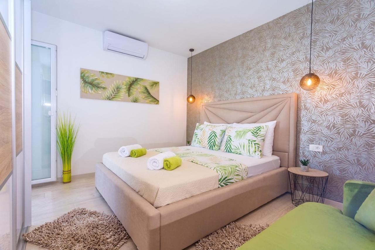 Villa Matan - Only 200M From The Sandy Beaches, Private 28M2 Pool Omis Ngoại thất bức ảnh