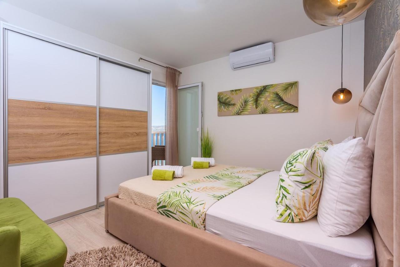 Villa Matan - Only 200M From The Sandy Beaches, Private 28M2 Pool Omis Ngoại thất bức ảnh